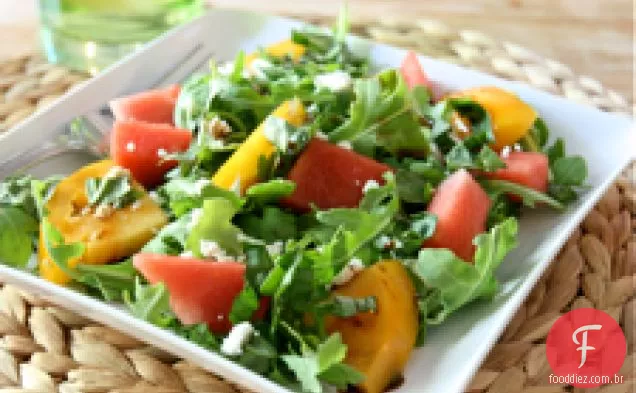 Melancia-salada de tomate e rúcula