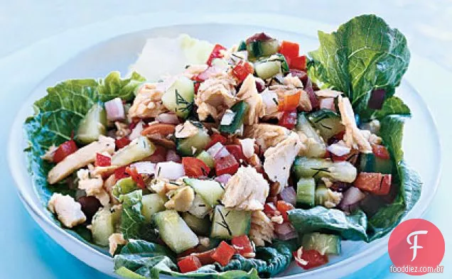 Salada de salmão com vinagrete de endro
