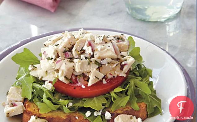 Salada De Frango E Rúcula Sanduíches Abertos