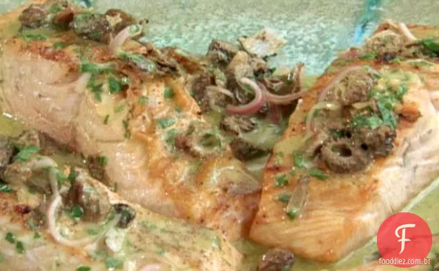 Salmão grelhado com vinagrete Morel