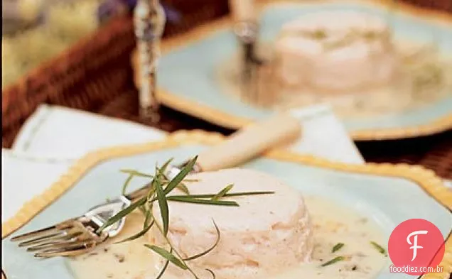 Timbales de frutos do mar com estragão Beurre Blanc