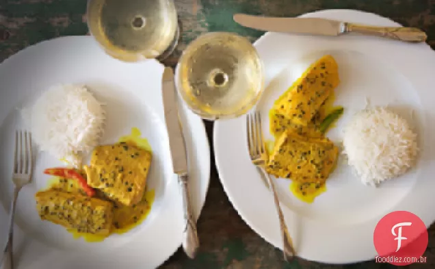 Salmão em molho de mostarda Bengali
