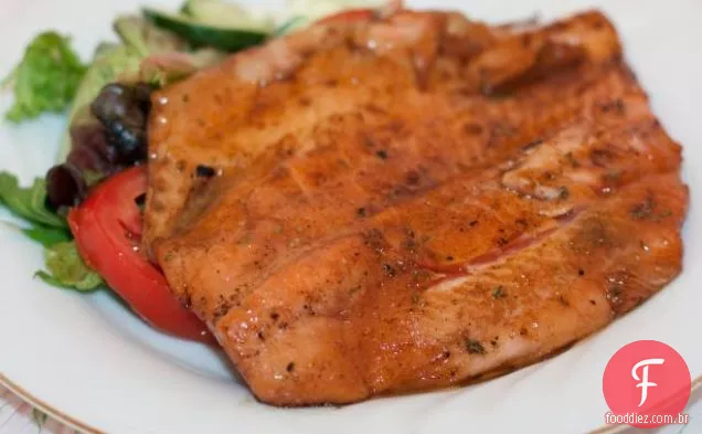 Salada De Batata Com Salmão E Coentro