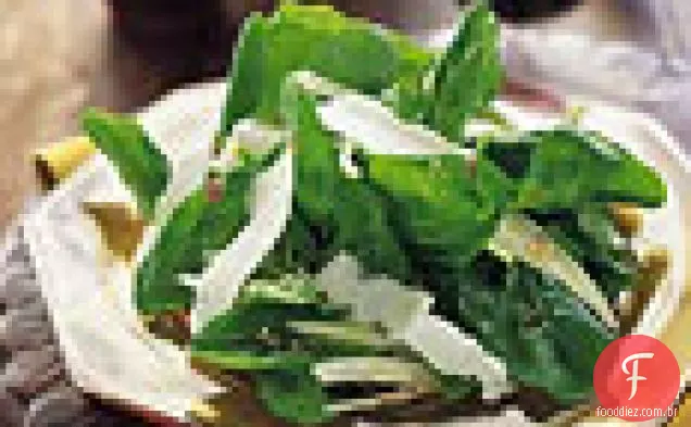 Salada de erva-doce, rúcula e salata de ricota