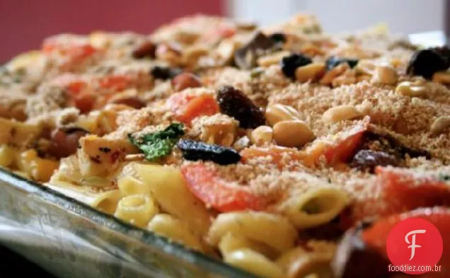 Salada de macarrão com salmão defumado da mamãe