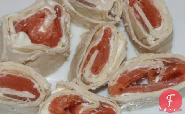 Rolinhos De Salmão Defumado