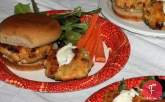 Salada Waldorf Salmão