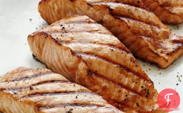 Miso-Gengibre Marinado Salmão Grelhado