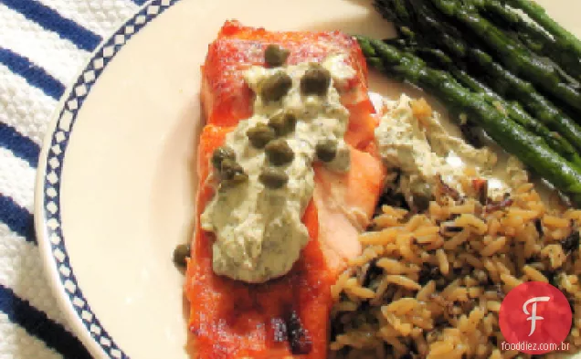 Salmão Grelhado Com Alho