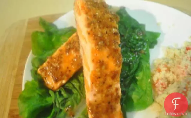 Mostarda Crioula Grelhada-Salmão Vitrificado Com Gengibre