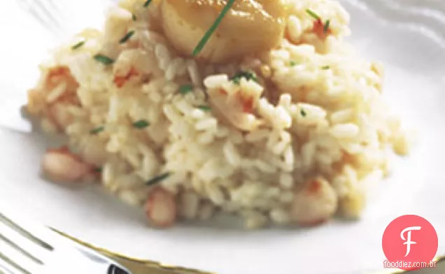 Vieiras grelhadas em risoto de camarão e Trufas