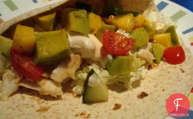 Tacos De Peixe Com Salsa De Manga