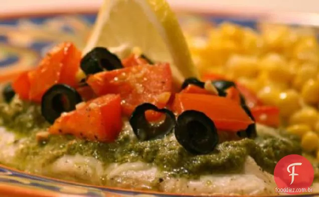 Tilápia assada no forno com tomate, Pesto e limão