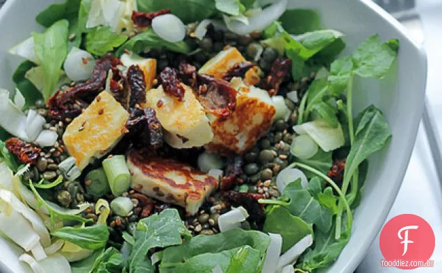 Halloumi, Lentilhas E Tomates Secos Ao Sol