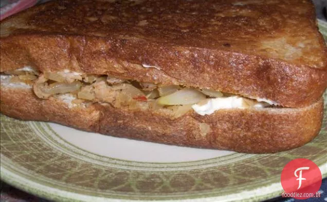 Kana's Deli Tuna Salad Sandwich