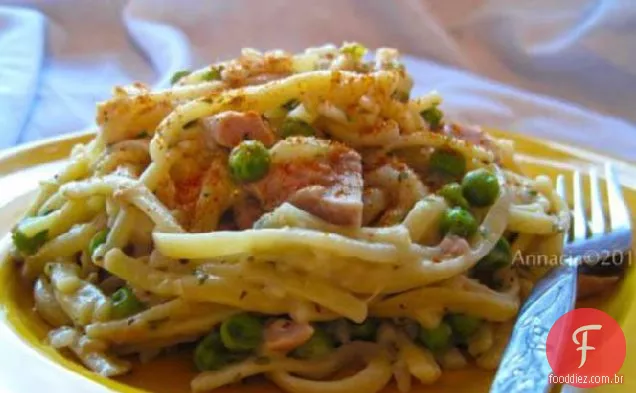 Caçarola De Macarrão De Atum