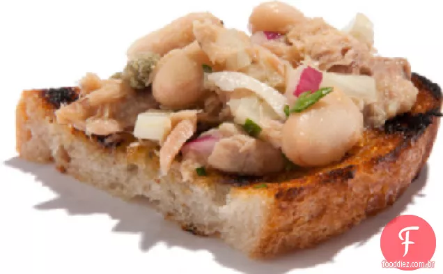 Atum e feijão Canelino Bruschetta