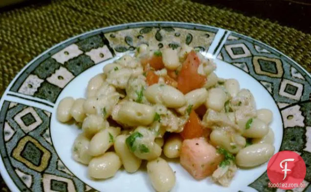 Salada De Feijão Branco, atum e tomate