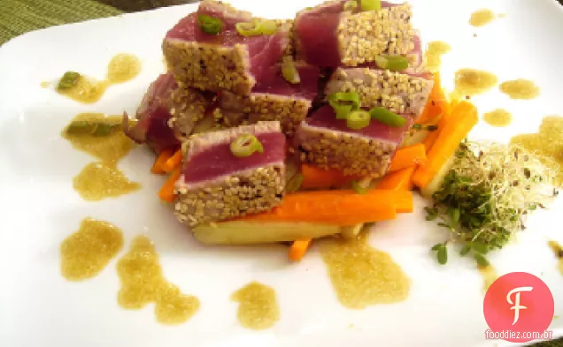 Atum Assado Com Cebola Verde-Molho De Wasabi