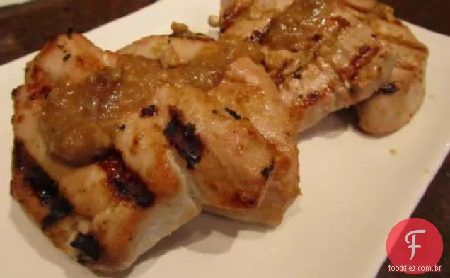 Atum envidraçado com gengibre e limão