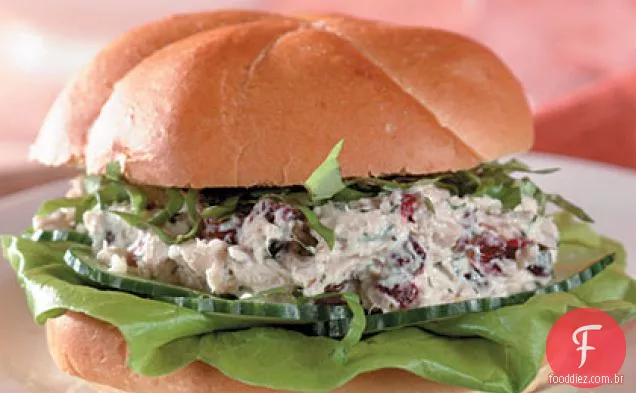 Sanduíches De Salada De Atum Com Limão E Cranberry