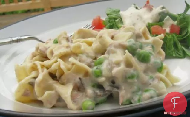 Caçarola De Macarrão De Atum
