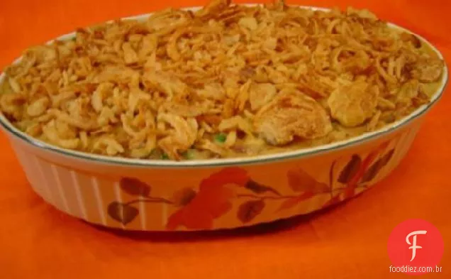 Caçarola fabulosa do macarronete do atum de Bill