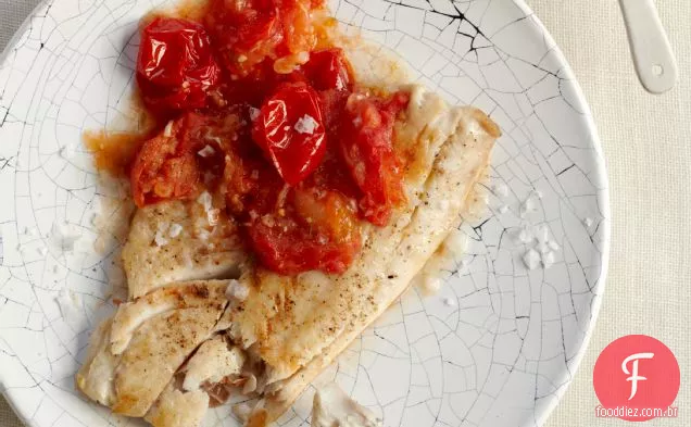 Robalo Listrado selvagem com Fondue de tomate