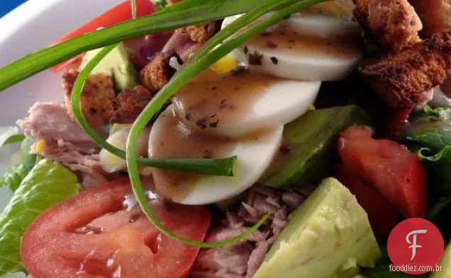 Caçarola de frutos do mar ou caçarola de atum gostoso