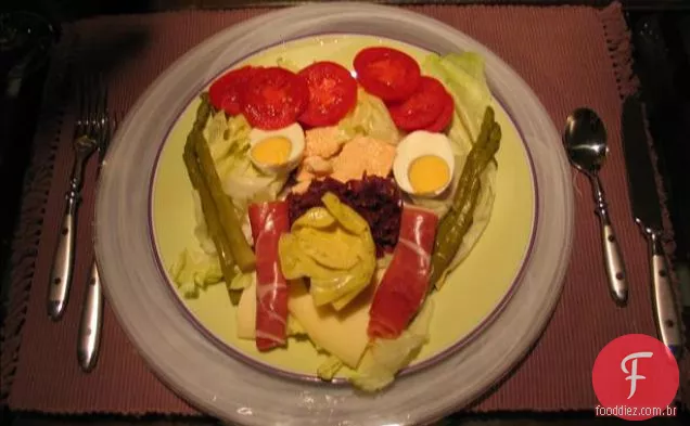 Sanduíche de salada de atum rápido e fácil para crianças de todas as idades