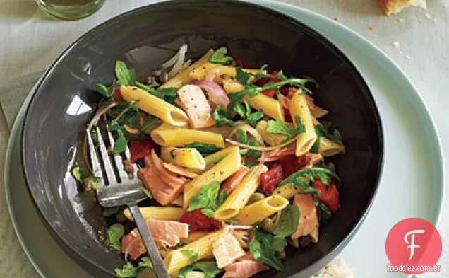 Fácil Penne e salada de atum