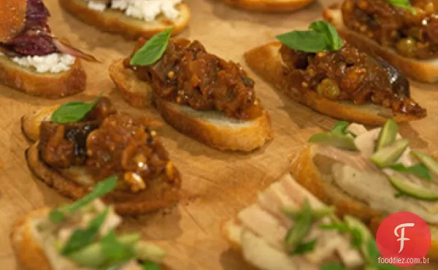 Crostini com purê de atum e Feijão Branco
