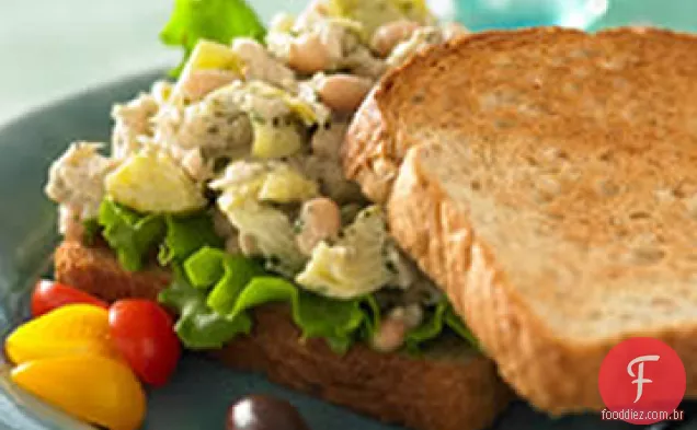 Sanduíche De Salada De Atum Mediterrâneo