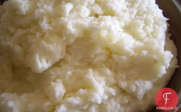 Purê de batatas leves e sedosas
