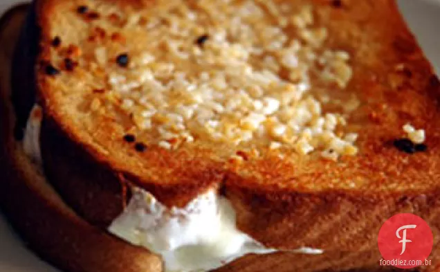 Sanduíches De Queijo Grelhado Italiano