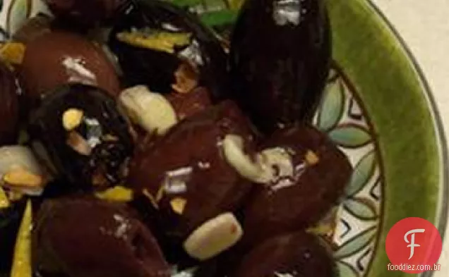 Azeitonas assadas com laranja e alecrim
