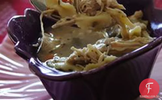 Macarrão e frango da Tia-avó Nina