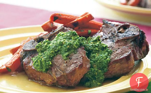 Costeletas de cordeiro grelhadas com Pesto de limão e rúcula