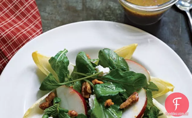 Salada de maçã, noz e Endive