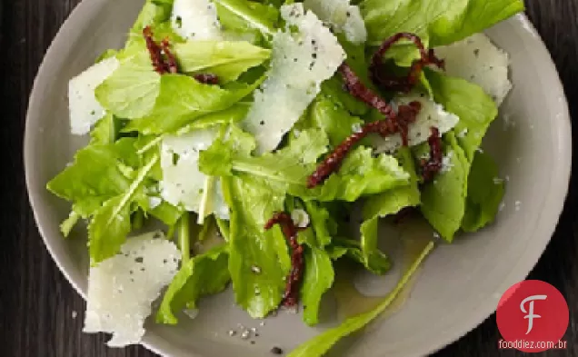 Salada de rúcula com Manchego Raspado