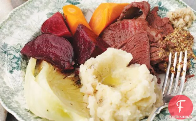 Carne não enlatada e repolho
