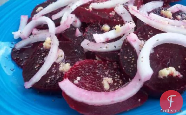 Salada de beterraba e cebola