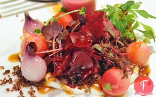 Beterraba em conserva e salada de rabanete para Café da manhã