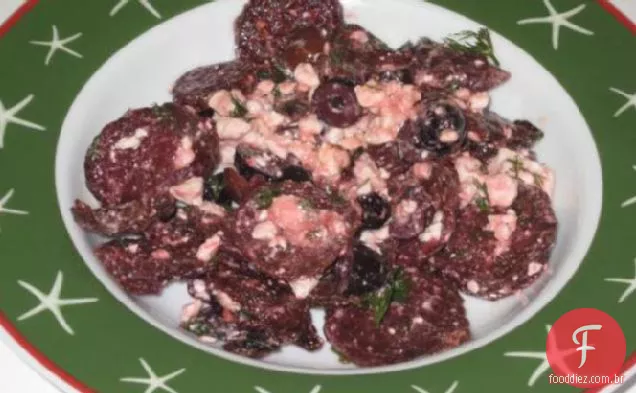 Salada de beterraba assada com azeitonas e queijo Feta