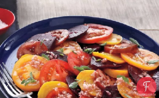 Salada de beterraba e tomate