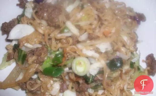 Baby Bok Choy Com Pimentão Amarelo
