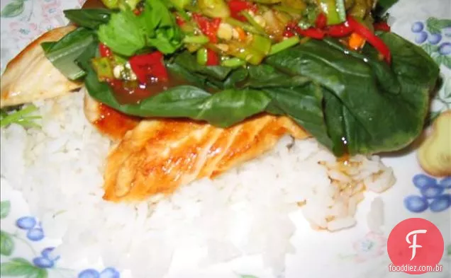 Frango Com Limão Tailandês Com Bok Choy