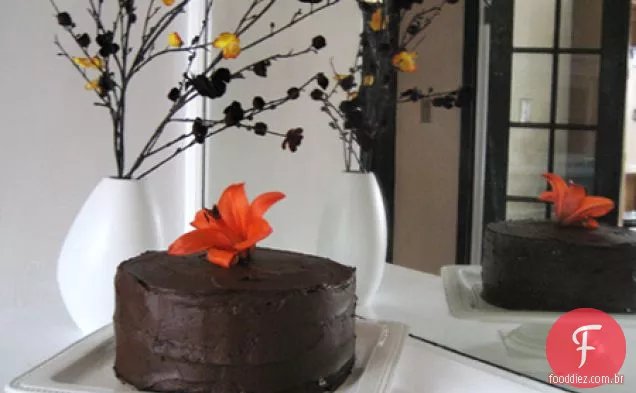 Bolo De Beterraba De Chocolate Com Cobertura De Queijo Creme De Chocolate