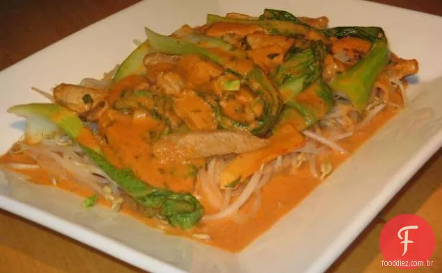 Carne De Porco Com Caril Vermelho Com Maçã