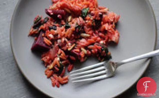 Salada De Iogurte E Beterraba À Maneira Persa